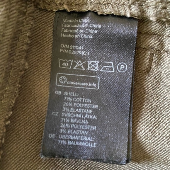 H&M Green Stretchy Skinny Pant - Picture 9 of 10